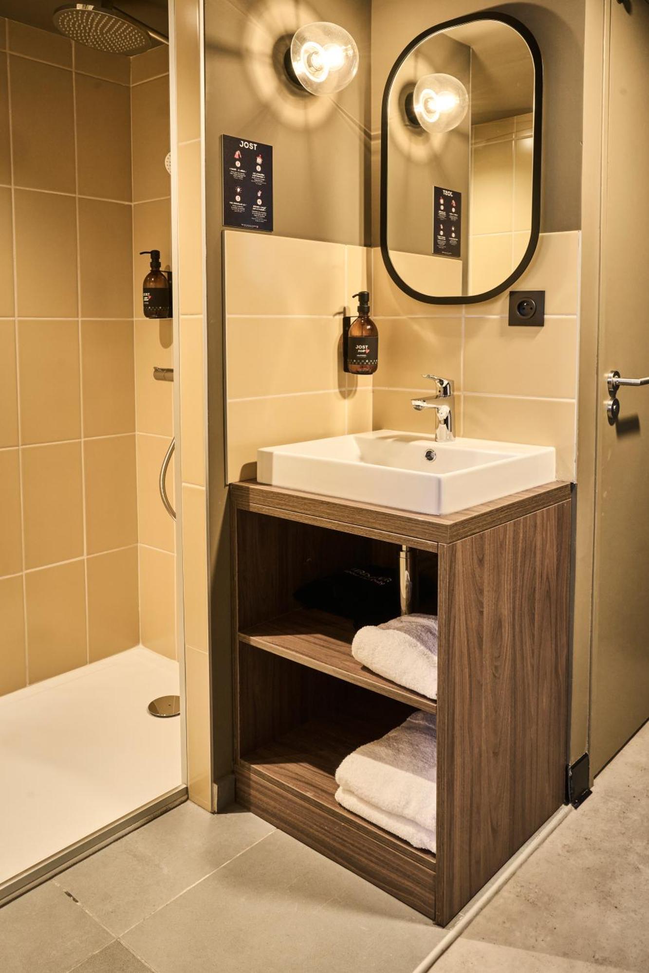 Jost Hostel Lille Centre Dış mekan fotoğraf